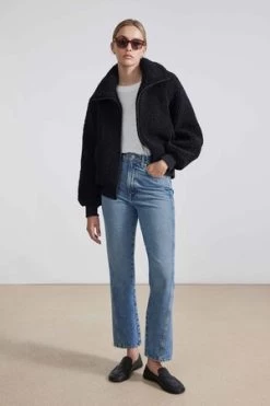 Apiece ApartAmager Bomber