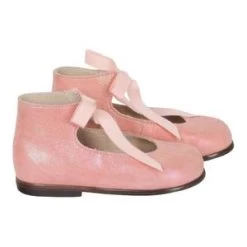 BonpointKids Bonpoint Ghillies First Walker Shoes - Pink