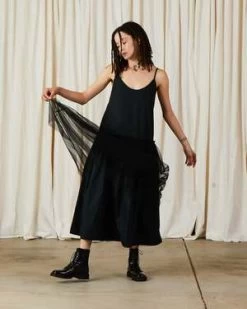 Ali GoldenDROP WAIST RUFFLE DRESS W/ MESH SKIRT - BLACK -Fashion comprehensive store DROP WAIST RUFFLE DRESS W MESH SKIRT BLACK 20230829000644