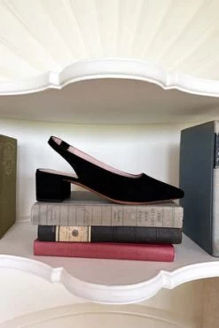 Mabel And MossEmerson Fry Lou Walking Slingback - Black Suede -Fashion comprehensive store Emerson Fry Lou Walking Slingback in Black Suede 20231028054048 3