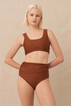 Hakea SwimMyrta Bottom - Rust