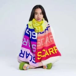 VerloopScarf - Black/White/Rainbow