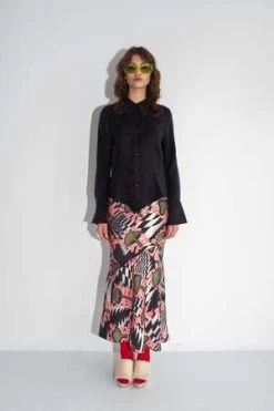 Untitled In MotionLelaki Skirt